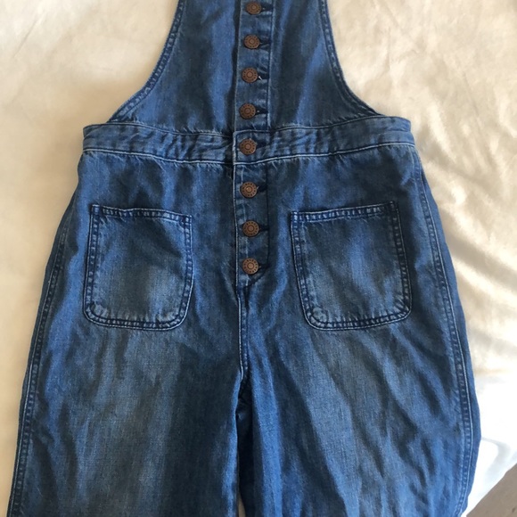 Capri Jeans Overalls - Picture 2 of 7